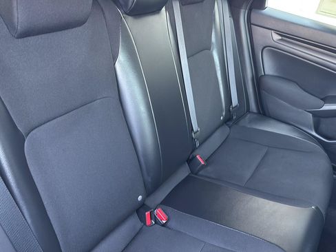 Used 2022 Honda Civic Sport image 25