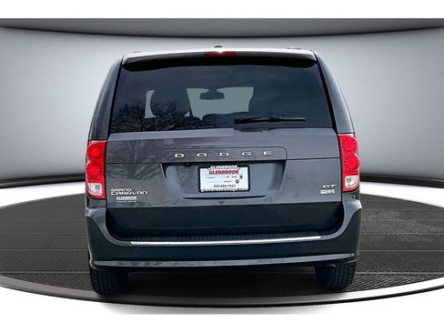 Used 2018 Dodge Grand Caravan GT FWD image 6
