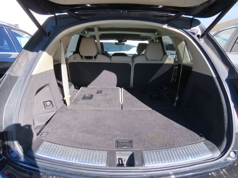 Used 2018 Acura MDX FWD image 12