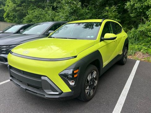 Certified 2024 Hyundai Kona SEL AWD/4WD image 3