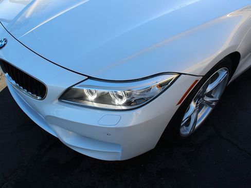 Used 2016 BMW Z4 sDrive28i image 12