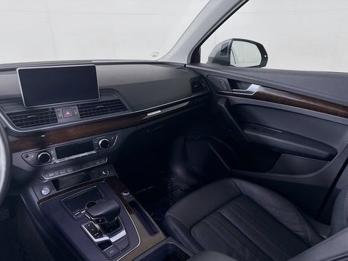 Used 2018 Audi Q5 2.0T Premium Plus w/ Premium Plus Package AWD/4WD image 23