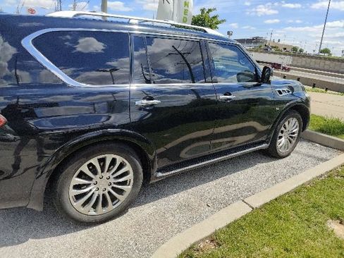 Used 2016 INFINITI QX80 4WD w/ 22" Wheel Package image 12