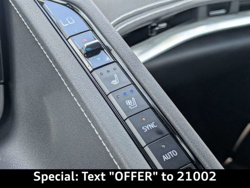 Used 2023 Chevrolet Corvette Stingray Preferred Cpe w/ Z51 Performance Package RWD image 23