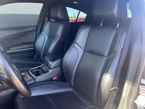 Used 2020 Dodge Charger SXT w/ Leather Interior Group image 30