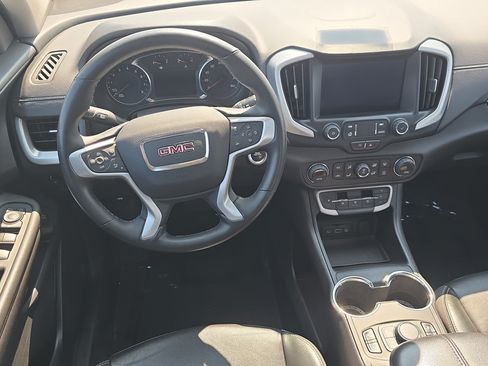 Used 2023 GMC Terrain SLT AWD/4WD image 18