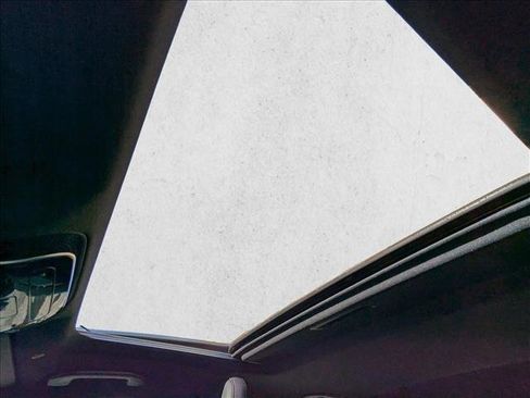 New 2025 Mercedes-Benz C 300 4MATIC Sedan image 16