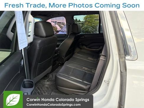 Used 2017 GMC Yukon SLT AWD/4WD image 8