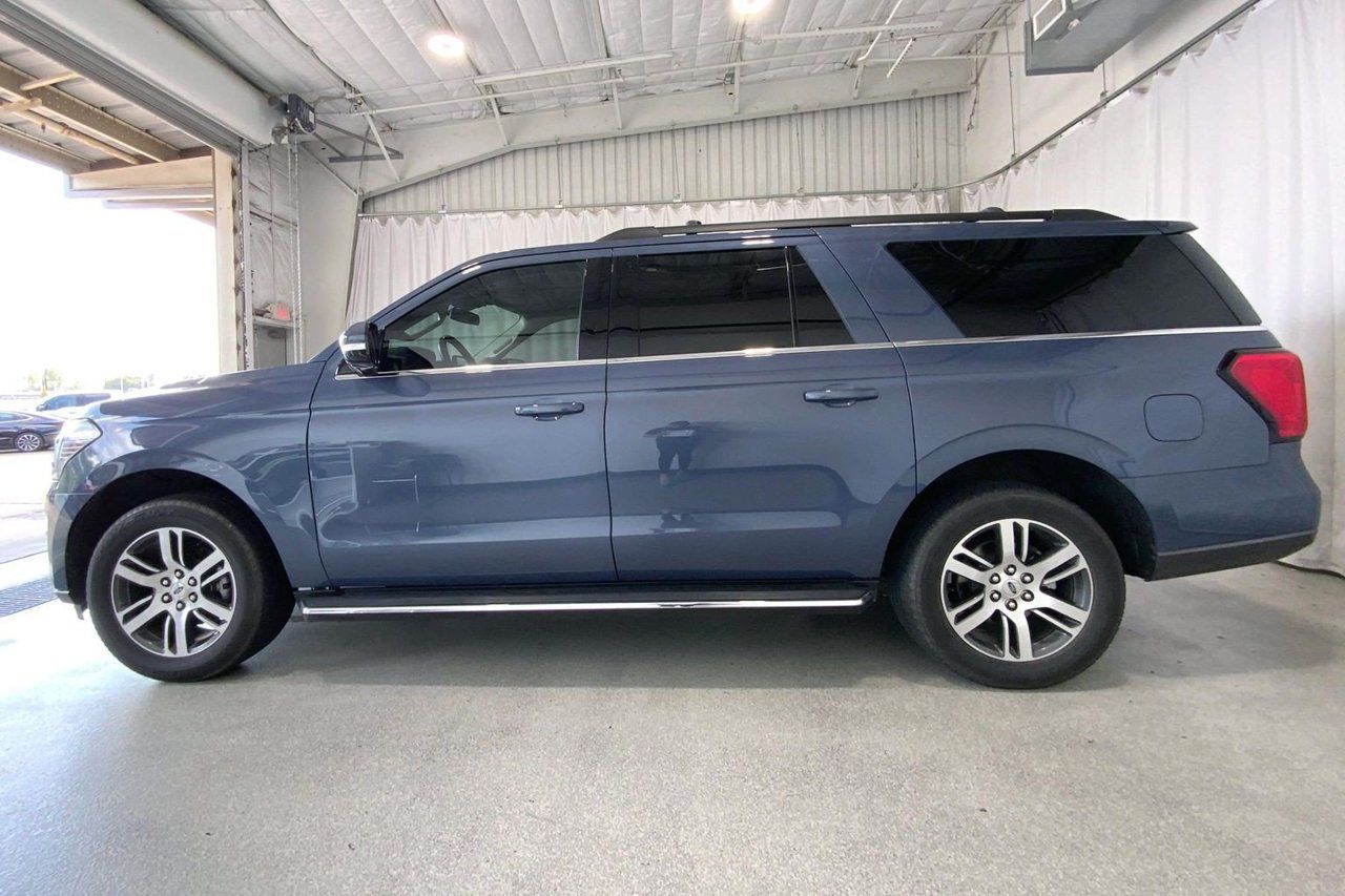 Used 2023 Ford Expedition Max XLT RWD image 26