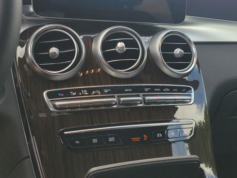 Certified 2023 Mercedes-Benz GLC 300 4MATIC Coupe image 21