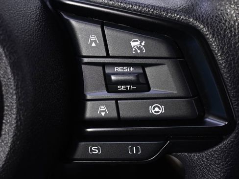 Used 2024 Subaru Crosstrek 2.0i AWD/4WD image 32