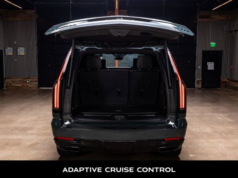 Used 2025 Cadillac Escalade Sport w/ Touring Package AWD/4WD image 8