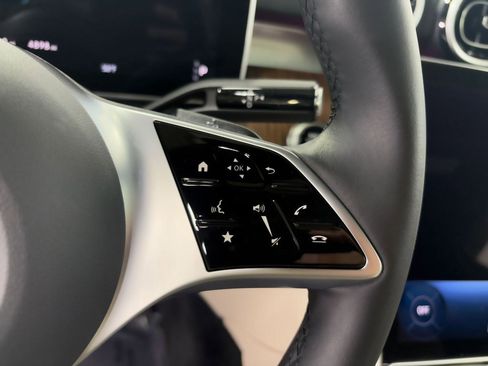 Certified 2025 Mercedes-Benz C 300 4MATIC Sedan image 13