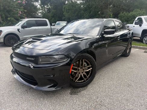 Used 2023 Dodge Charger GT w/ Technology Group RWD image 2