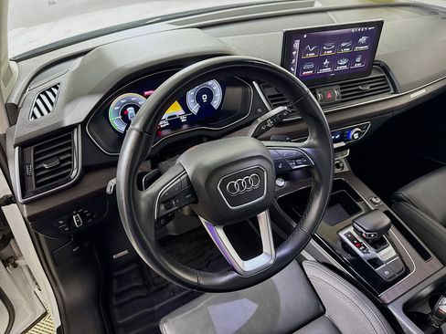 Used 2022 Audi Q5 e Premium Plus w/ Premium Plus Package image 23