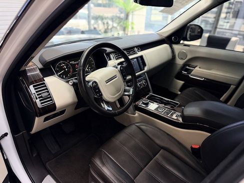 Used 2015 Land Rover Range Rover HSE AWD/4WD image 4