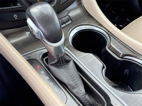 Used 2019 Buick Envision Essence AWD/4WD image 17