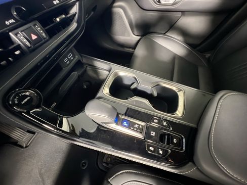 Used 2022 Lexus NX 350 AWD image 25