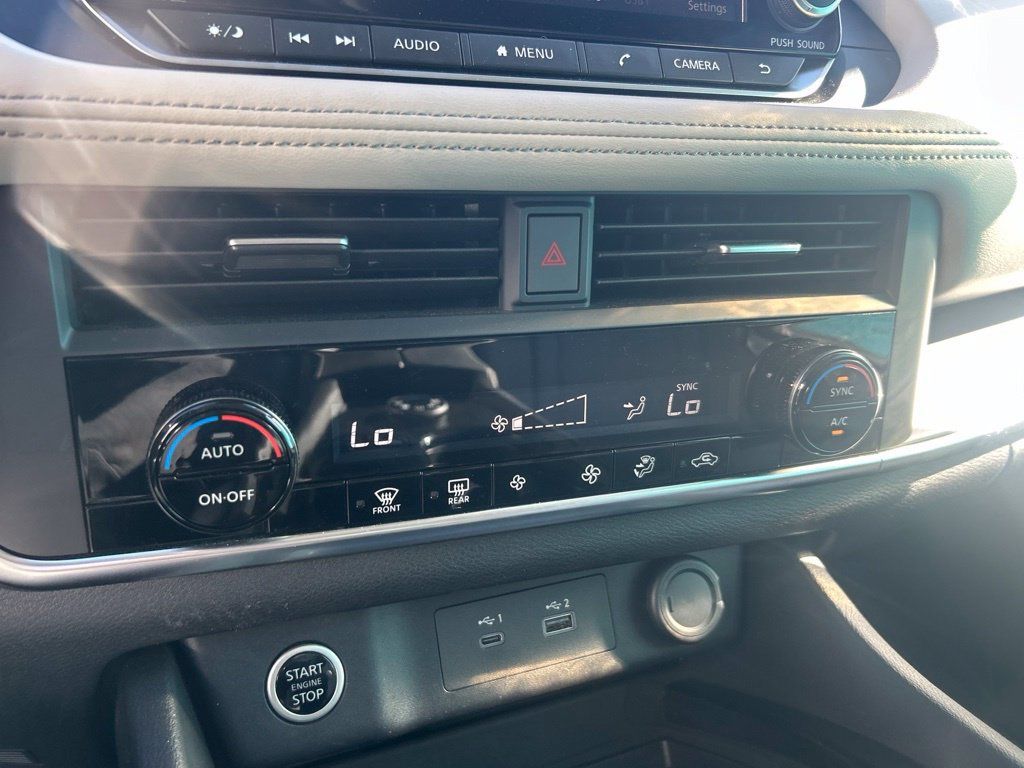 Certified 2023 Nissan Rogue SV AWD/4WD image 17