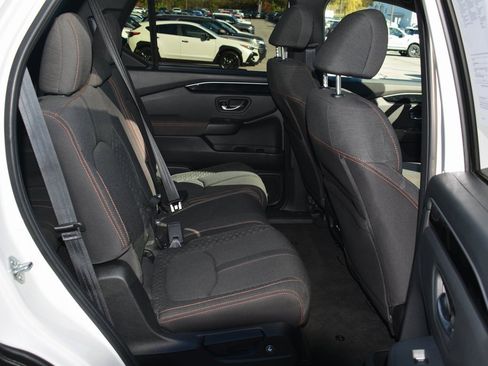 Used 2023 Honda Pilot Sport image 21