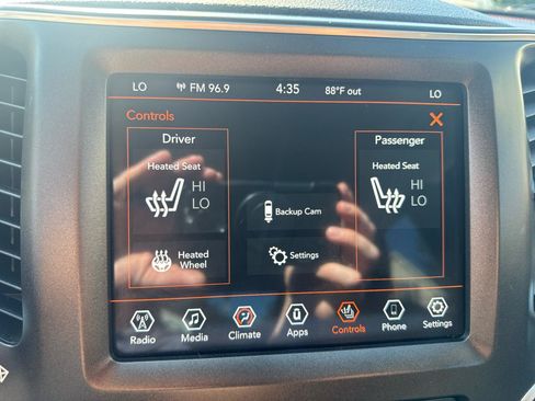 Used 2021 Jeep Cherokee Trailhawk AWD/4WD image 37