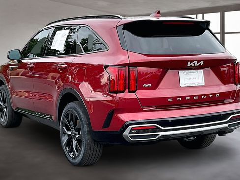 Used 2022 Kia Sorento SX AWD/4WD image 4