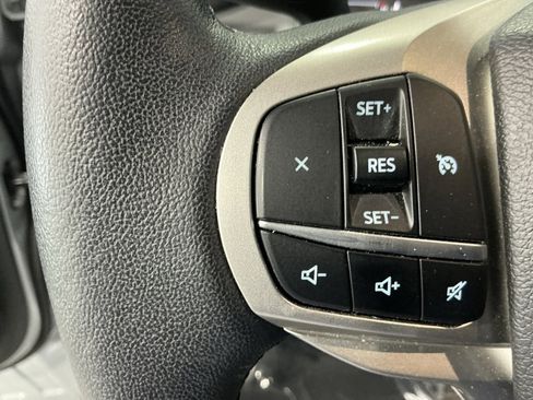 Used 2023 Ford Explorer XLT w/ Equipment Group 202A image 18