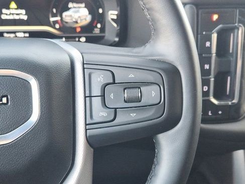 Used 2024 GMC Yukon Denali image 29