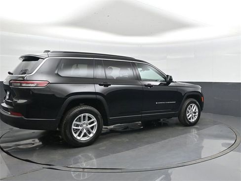 New 2025 Jeep Grand Cherokee L Laredo w/ Luxury Tech Group I image 3