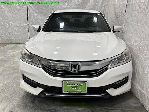 Used 2017 Honda Accord Sport Special Edition image 19