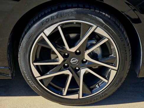 Used 2024 Nissan Sentra SR image 7