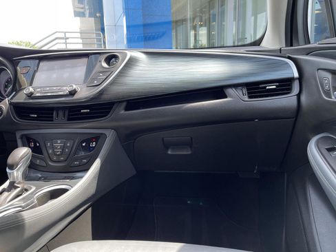 Used 2020 Buick Envision Essence FWD image 30