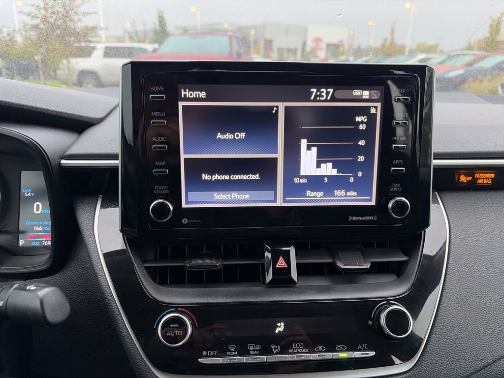 Used 2021 Toyota Corolla LE FWD image 27