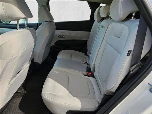 New 2026 Hyundai Tucson SEL FWD image 12