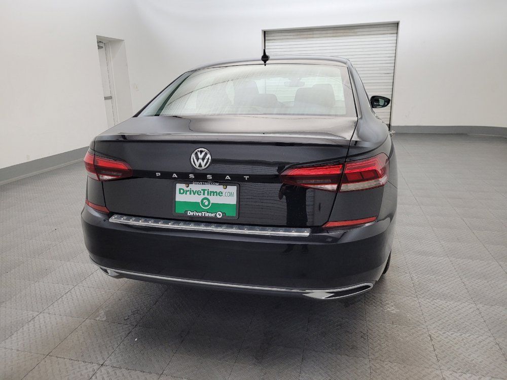 Used 2021 Volkswagen Passat 2.0T SE FWD image 7