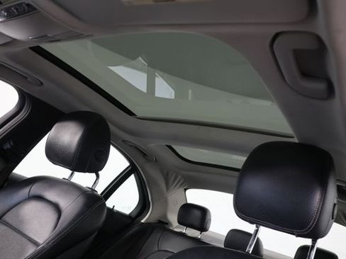 Used 2015 Mercedes-Benz C 300 4MATIC Sedan image 18