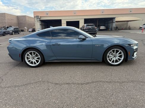 Used 2024 Ford Mustang GT Premium RWD image 4