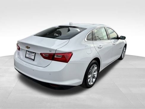 Used 2024 Chevrolet Malibu LT image 2