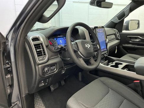 New 2026 RAM 1500 Big Horn AWD/4WD image 17