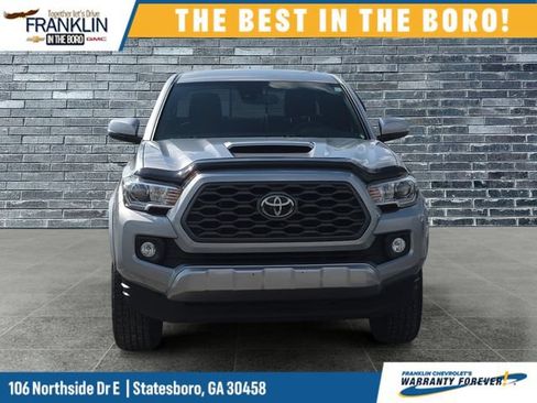 Used 2020 Toyota Tacoma TRD Sport AWD/4WD image 9