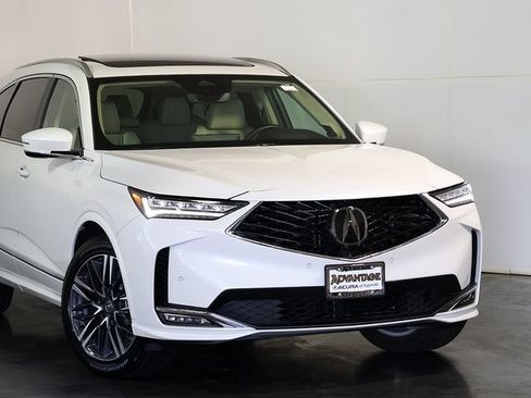 Certified 2026 Acura MDX SH-AWD w/ Advance Package image 6