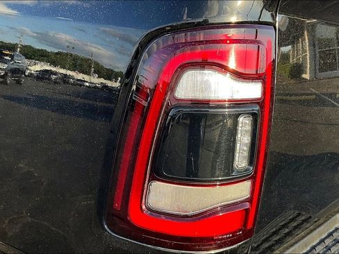 Used 2022 RAM 2500 Laramie AWD/4WD image 24