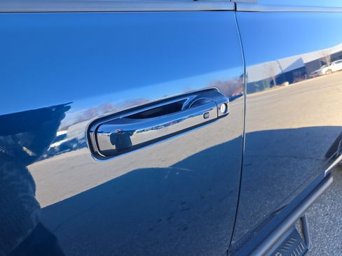 Used 2024 RAM 3500 Laramie w/ Night Edition image 13