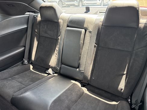 Used 2018 Dodge Challenger R/T Plus RWD image 29