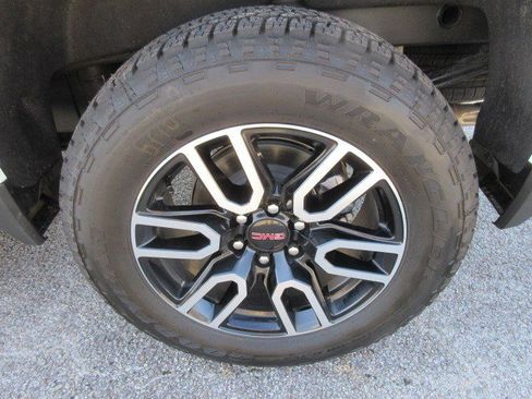 New 2026 GMC Sierra 1500 AT4 w/ AT4 Premium Package image 11