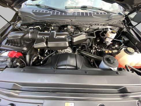 Certified 2018 Ford F250 XL w/ Power Equipment Group AWD/4WD image 20