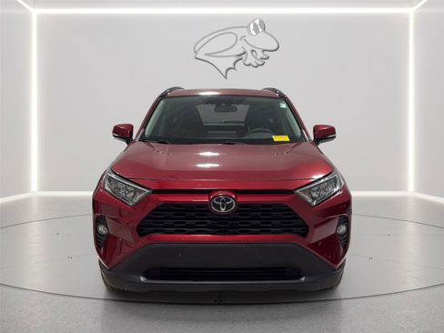 Used 2020 Toyota RAV4 XLE Premium AWD/4WD image 8