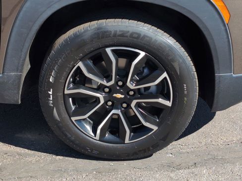 Used 2021 Chevrolet TrailBlazer ACTIV w/ Technology Package image 9