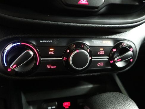 Used 2020 Kia Soul S image 32