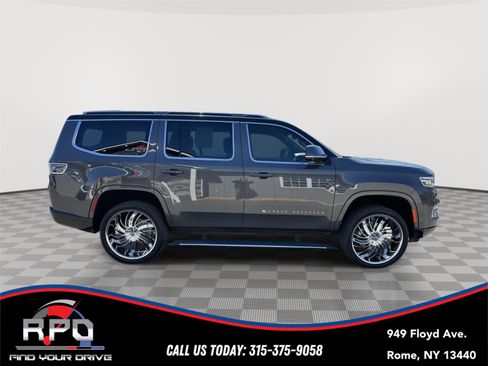 Used 2022 Jeep Grand Wagoneer Series I image 6